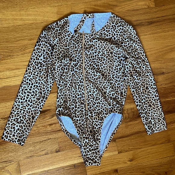 Norma Kamala bathingsuit - Picture 1 of 7